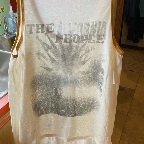 We The Free | Overwized Tank Top New! - Picture 5 of 6